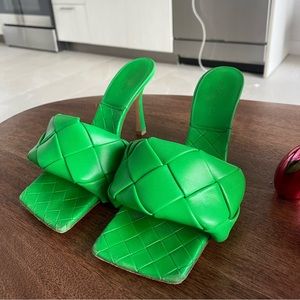 Green classic bottega veneta shoes